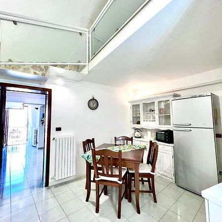 Torrione Apartment Giovinazzo Exterior foto