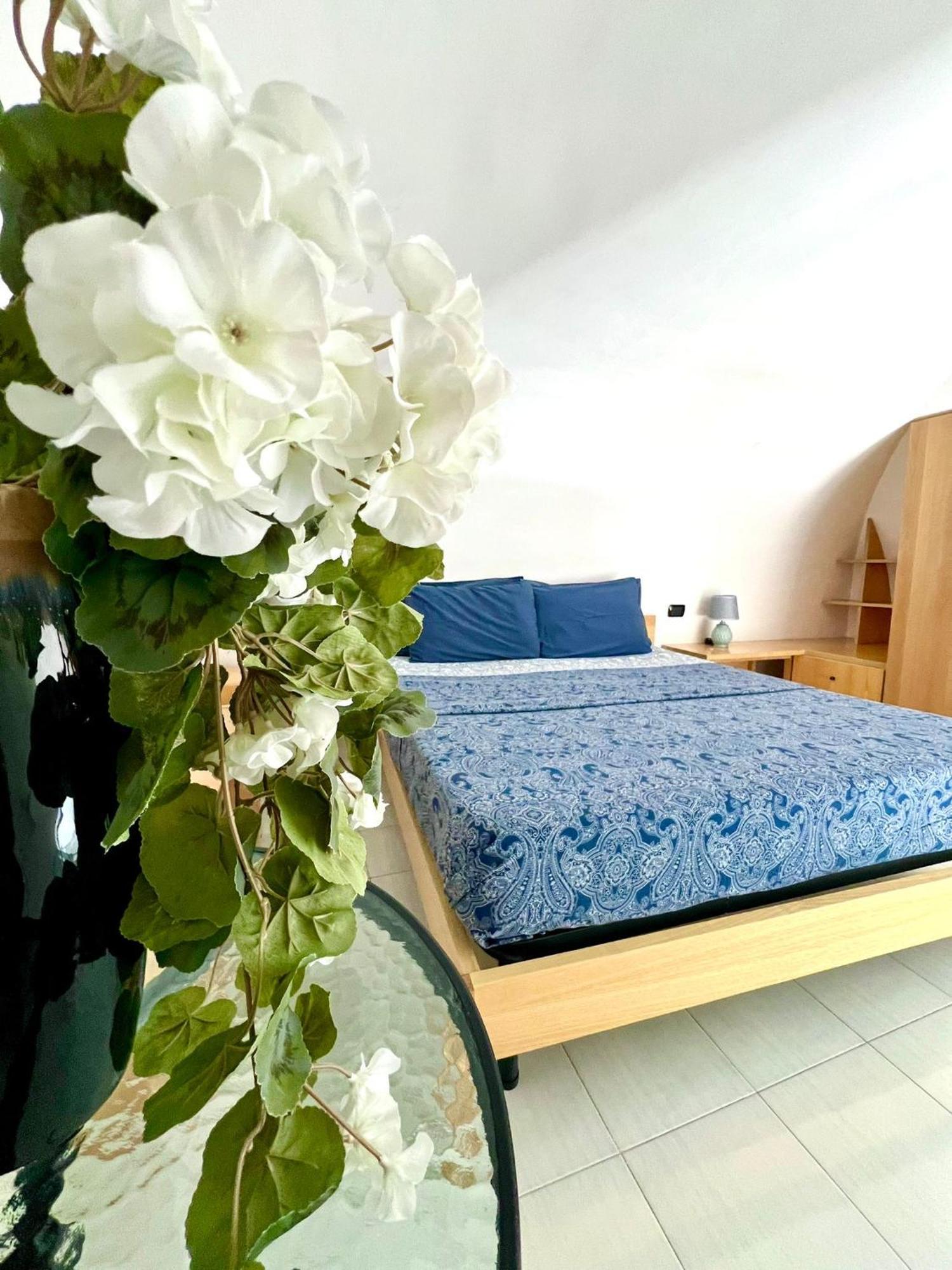 Torrione Apartment Giovinazzo Exterior foto