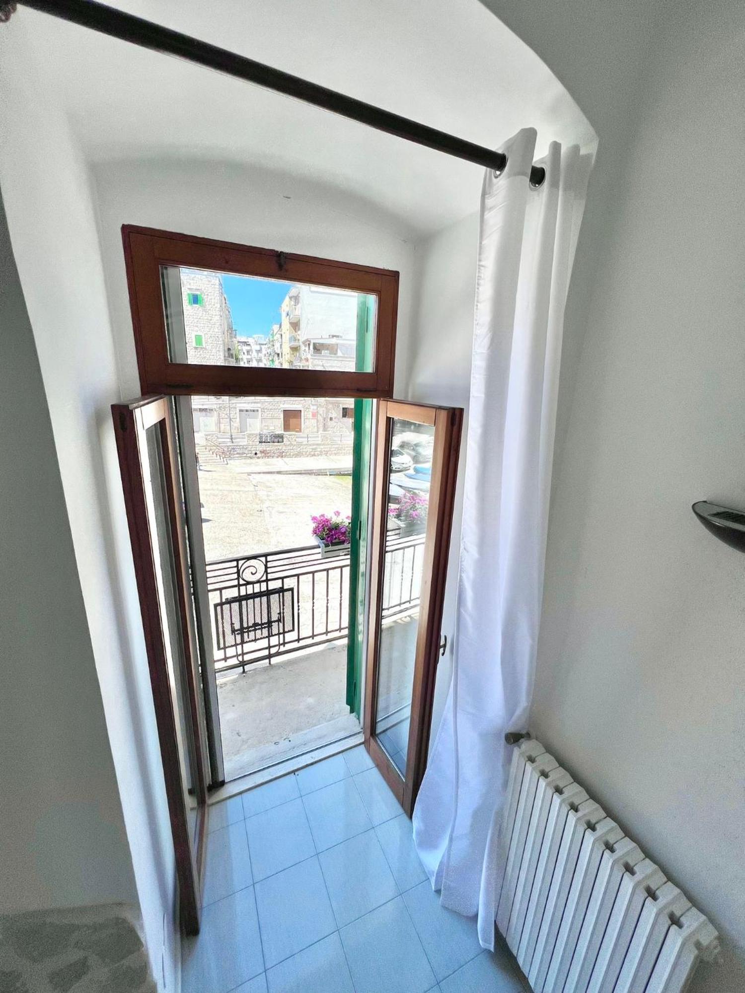 Torrione Apartment Giovinazzo Exterior foto